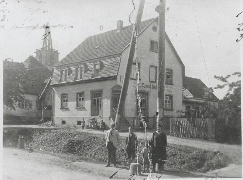 HauptStr-181-Ort-Neues-Rathaus-Haus-Martin-1923